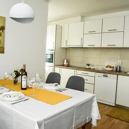 Suncokret * لوزنيكا